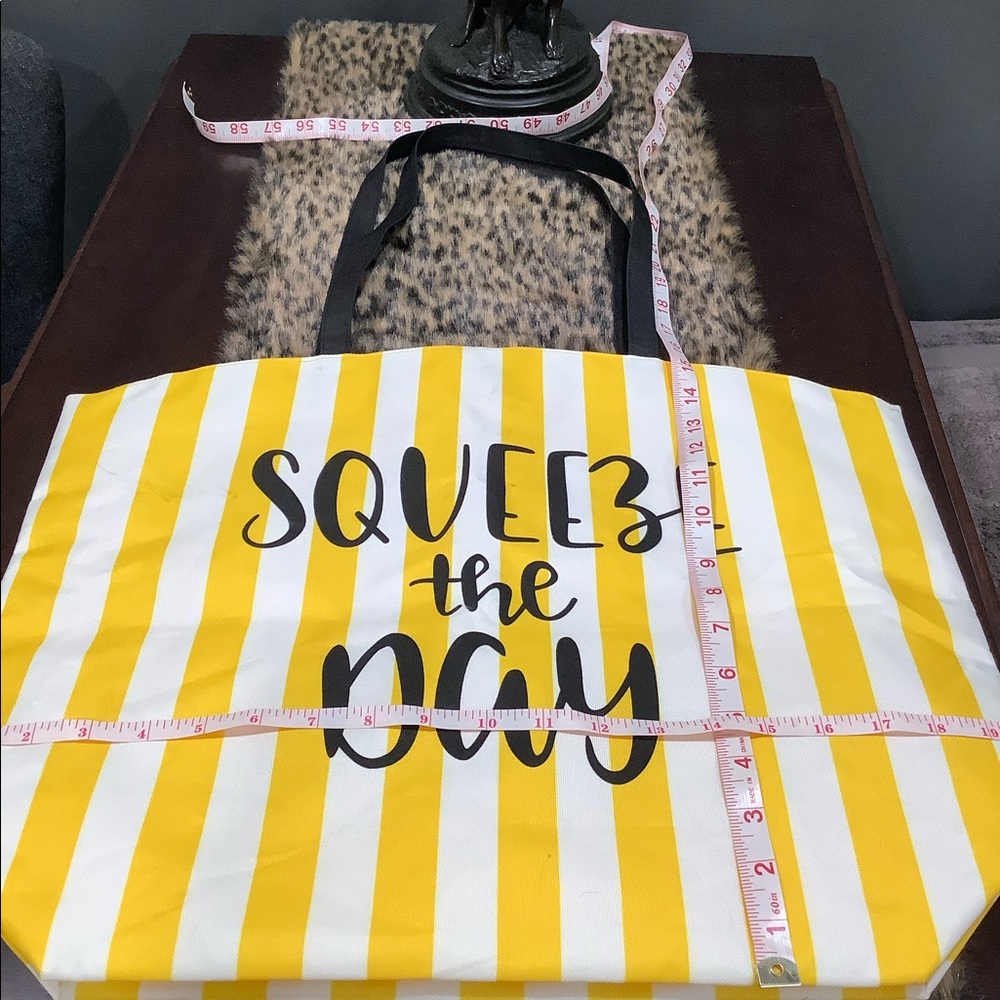 CUTE BAG BUNDLE!!!‎ - Picture 5 of 12